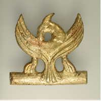 Қанатты бүркіт-грифон бейнеленген салпыншақ