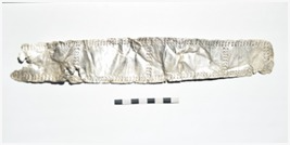 Күміс пластинадан жасалған маңдай әшекейі