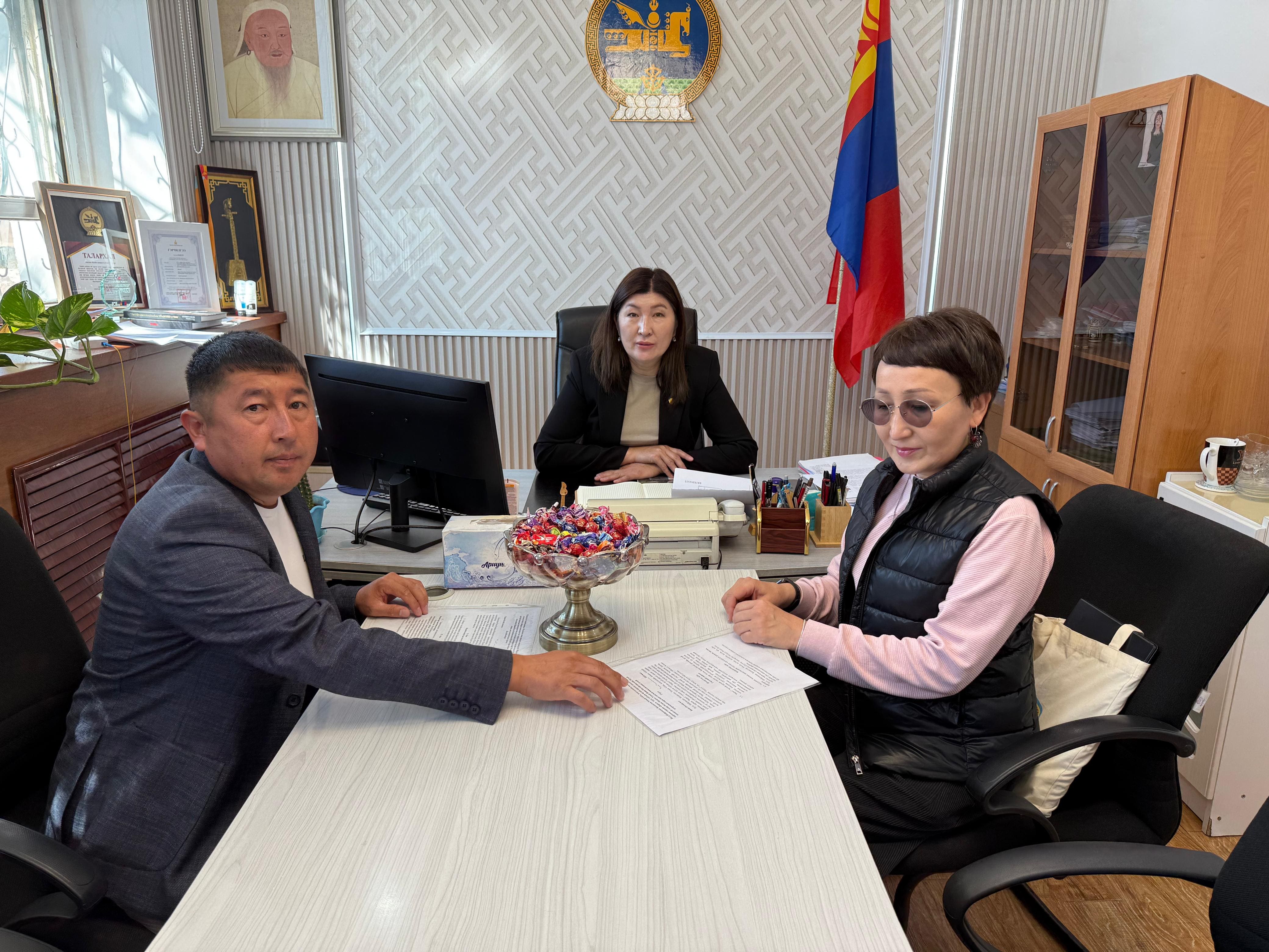 Баян-Өлгей аймақтық мұражайының директоры Айшагүл Азаматқызымен кездесу