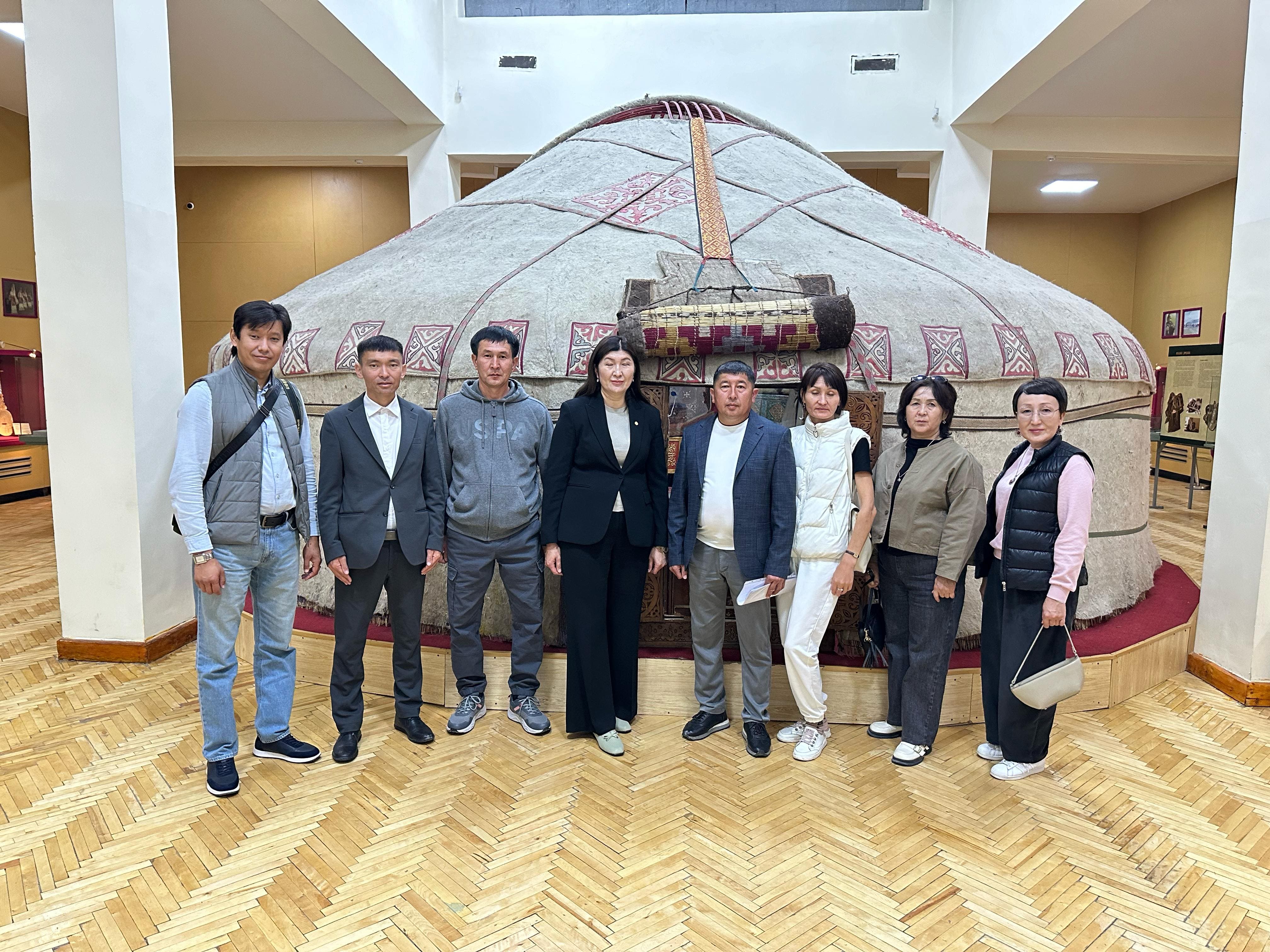 Әріптестік алаңы – Баян-Өлгей аймақтық мұражайы